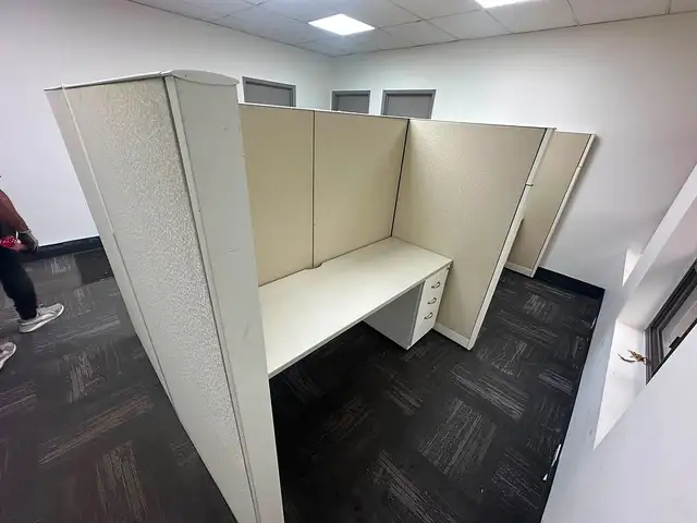 Steelcase Answer Hotel Workstation - Call Us Now!