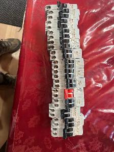 lot de 17 Breakers Stab-Lok simple et double