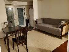 One bdrm apt in a house - Etobicoke, Centennial Park
