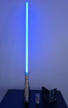 STAR WARS Princess Leia Lightsaber The Dark Series $100 obo