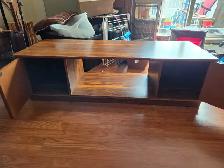 Coffee table, old but in very good condition - Photo 3