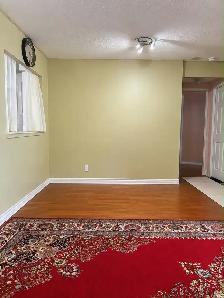Spacious Condo, 2 2 den, Sept 1, Burnhamthorpe and Hurontario - Photo 7