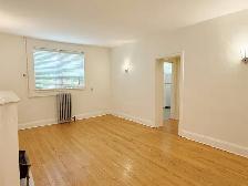 OCT 1ST!! HISTORICAL 2bdrm $1499 - Photo 3