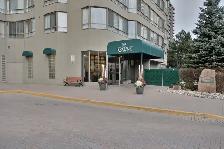 Spacious 2 2 den condo, Sept 1 move-in, Burnhamthorpe-Hurontario