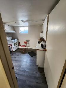 A nice furnished room, all included, Eglinton and Mt. Pleasant - Photo 4