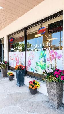 nail tech - Photo 2