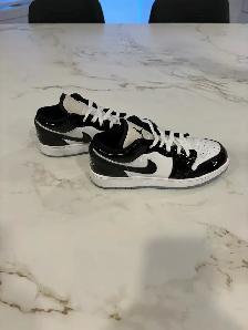 Jordan 1SE SHOES - Photo 2