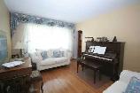 Main Floor 3Bedroom,House,Rent $2700,Victoria Pk Ave & Eglinton - Photo 6
