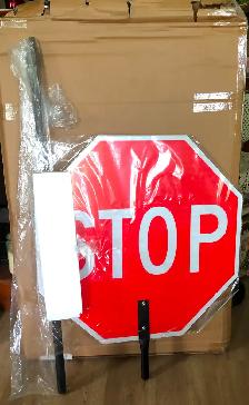 "24 Stop/Slow Flaggers Paddle and Aluminum Extension - New!
