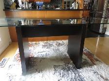 Dining Table 40X60  28 ins high.