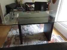 Dining Table 40X60  28 ins high. - Photo 2