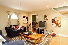 2 bed plus Den Short Term - Furnished - No Contract - Photo 5