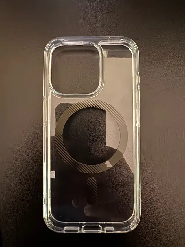 New OtterBox Symmetry Series For iPhone 15 Pro   Megsafe