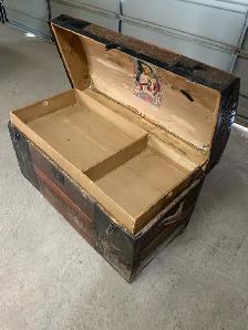 Old steamer trunk - Photo 4