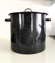 Enamel Bucket