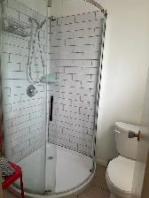 Bright Room Available in Fairview Rooming House - Photo 8