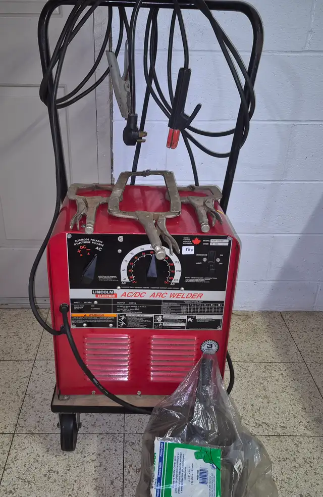 Lincoln AC/DC. Arcwelder.