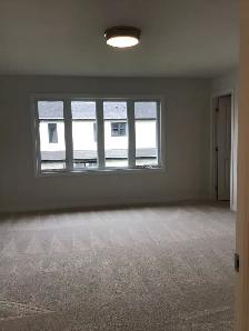 1 Master Bedroom for one female or couple in Kitchener