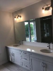 1 Master Bedroom for one female or couple in Kitchener - Photo 5