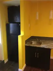 Available Today 2 bedroom 1 bathroom in Panorama