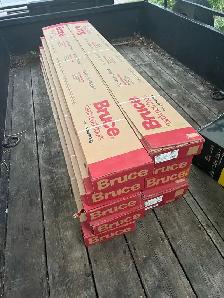 oak hardwood, new in box, 200 sq ft