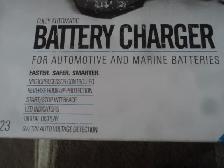 Schumacher 6v / 12v battery charger. It is like new. - Photo 4