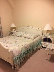 Spacious Room for Rent at Derry Road & Scott Blvd in Milton - Photo 3