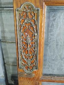 Antique Door - Photo 3
