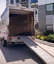 FRIENDS MOVERs - Photo 6