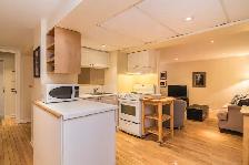 NDG: Fabulous Spacious FULLY FURNISHED all inclusive 2 bedroom - Photo 5