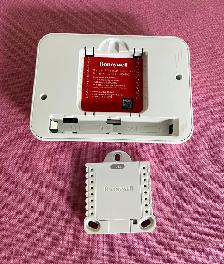 Honeywell RTH5160 Thermostat - Photo 2