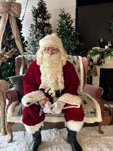 SANTA FOR HIRE!!!! - Photo 3