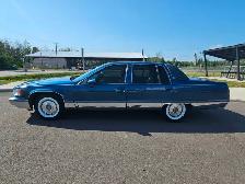 1993 Cadillac Fleetwood Brougham - Photo 2
