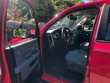 2014 Ram 1500 SLT | No Accidents | Active Lubrico Warranty - Photo 5