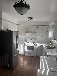 2 bedroom house for rent in Barrie