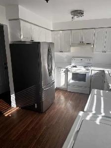 2 bedroom house for rent in Barrie - Photo 2