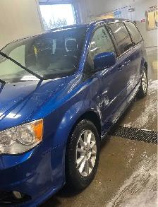 2013 Dodge Caravan  RT