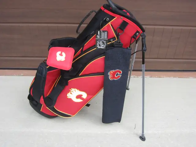 GET 3 NEW NHL TEAM STAND BAGS FOR $495   NO TAX