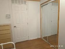 Room  rent, One min  to metro Monk, All included.  Female only. - Photo 3