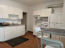 Room  rent, One min  to metro Monk, All included.  Female only. - Photo 4