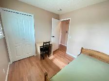 Clean & bright main floor furnished private BRs for rent in SE - Photo 6