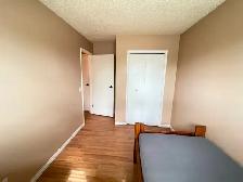 Clean & bright main floor furnished private BRs for rent in SE - Photo 9