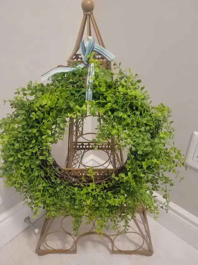 Modern wine rack