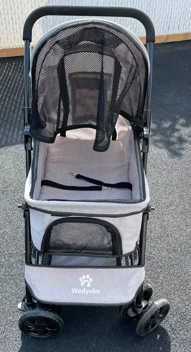Dog Pet Accessories in Like New Condition