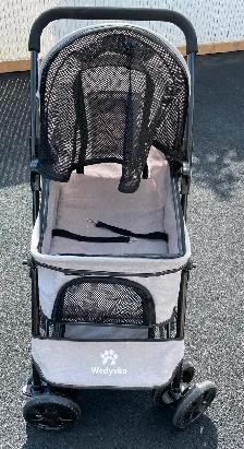Dog Pet Accessories in Like New Condition