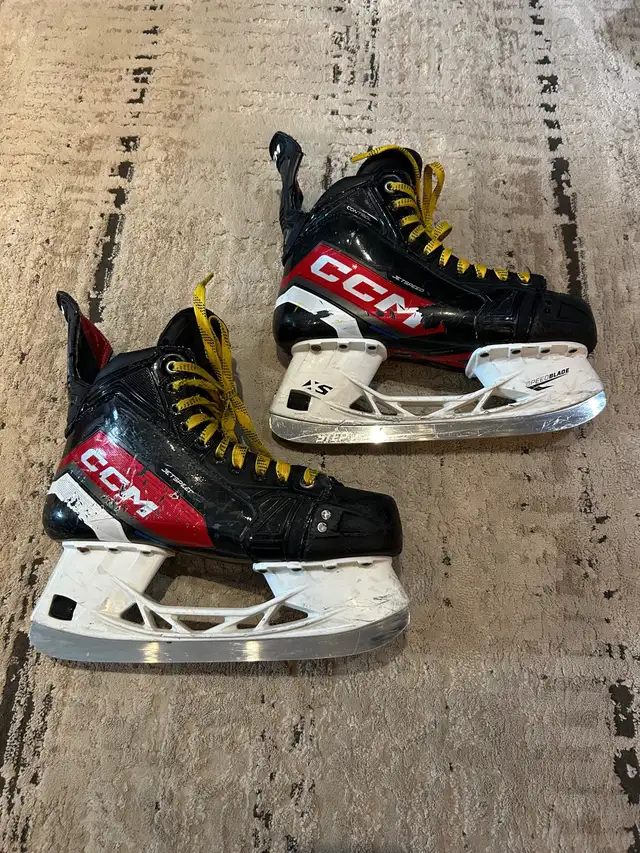 CCM Jetspeed Control Skates Size 6.6 - Reg Fit