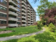 TOUT INCLUS! Condo de Luxe 3 1/2 830p.ca, MEUBLÉ à louer, 1699$ - Photo 2
