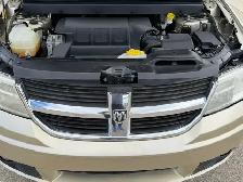 2010 Dodge Journey SXT PKG FWD - 3RD ROW 7 SEATS - DVD - Photo 9