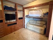 blue ridge - forest river quad bunk house 5th wheel - Photo 8