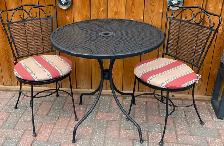 Miscellaneous Out Door Table - Photo 3